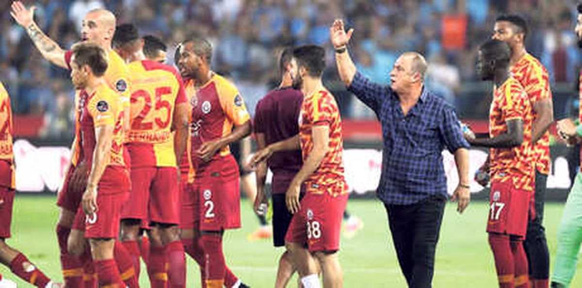 Fenerbahçe ile Galatasaray Tarihte 2. Kez