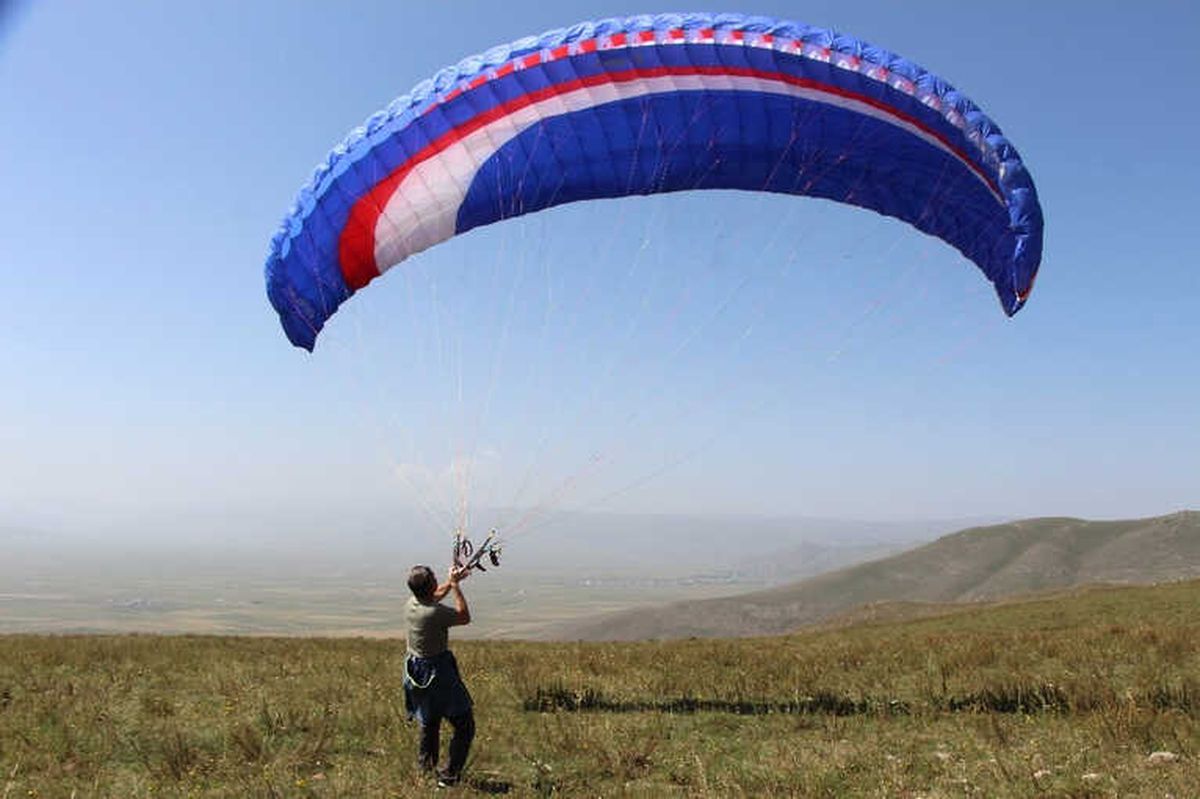 Festival Kapsamında Paraşüt Gösterisi