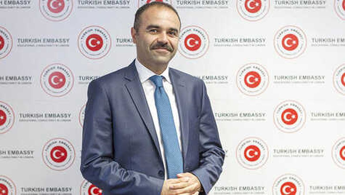 İngilizce\'yi Daha İyi Konuşmak İçin Türkçe Öğrenin\'