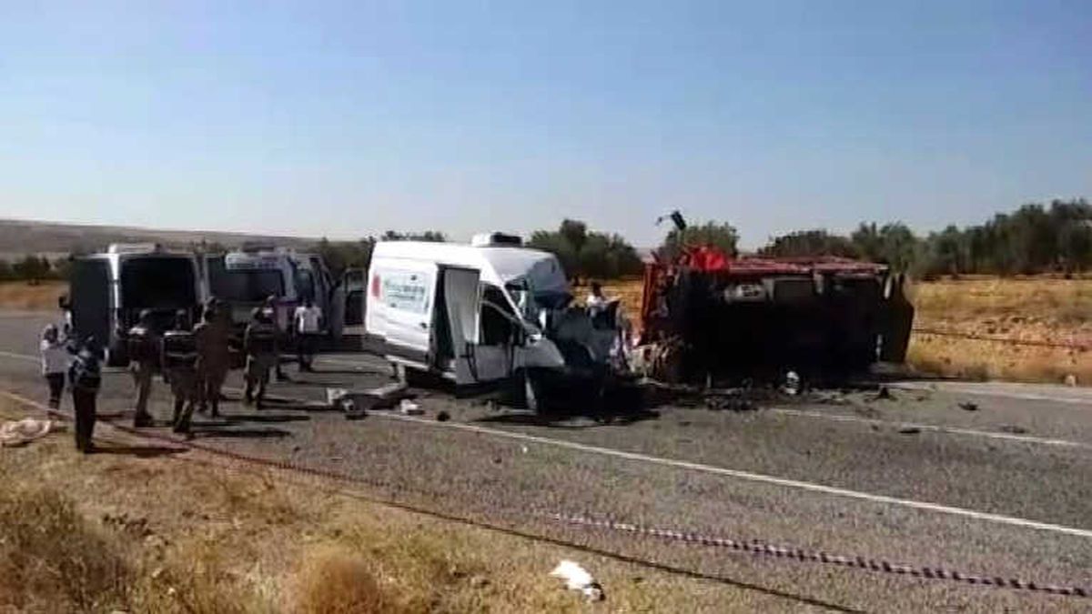Katliam Gibi Kaza: 5 Ölü, 23 Yaralı