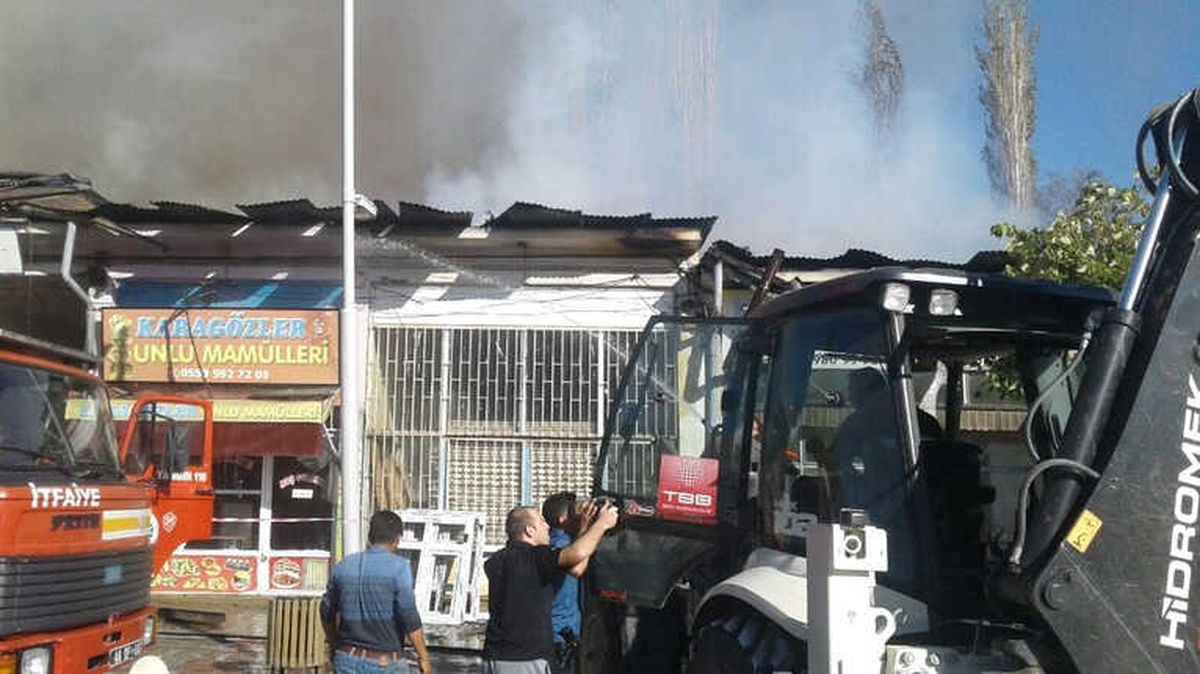 Kuluncak Sanayi Sitesinde Yangın