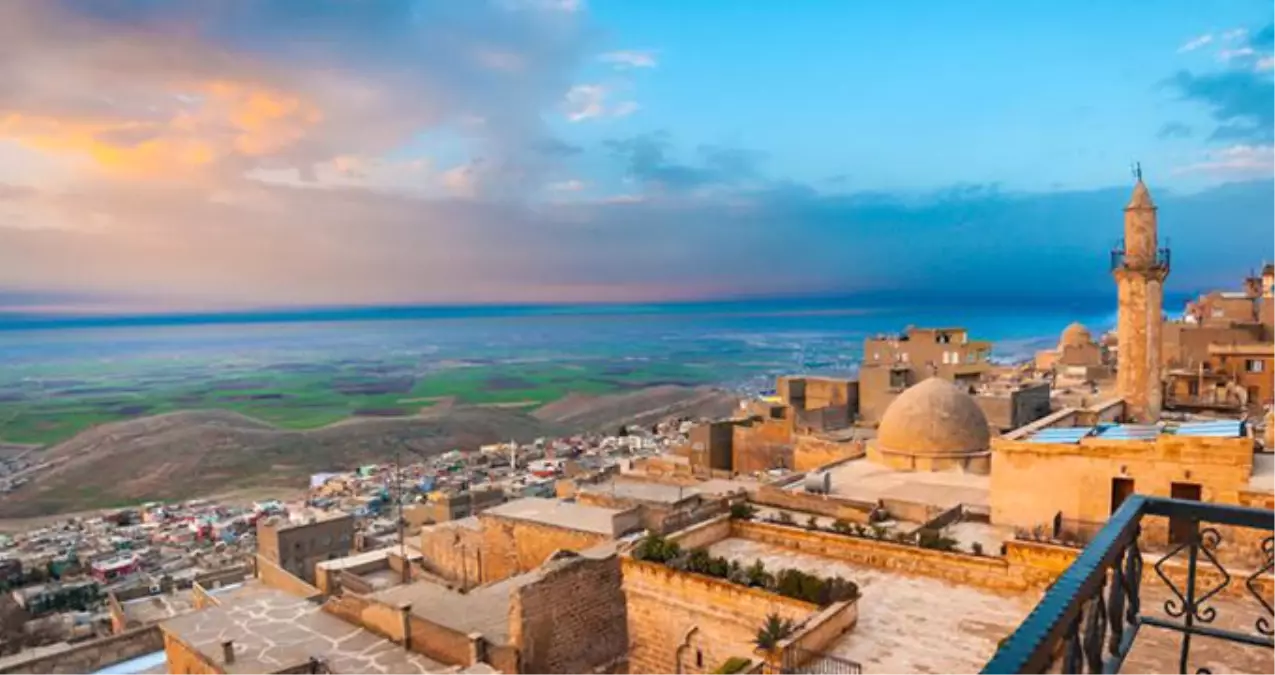 Mardin\'e Yerli ve Yabancı Turistler Akın Etti, Oteller Doldu Taştı