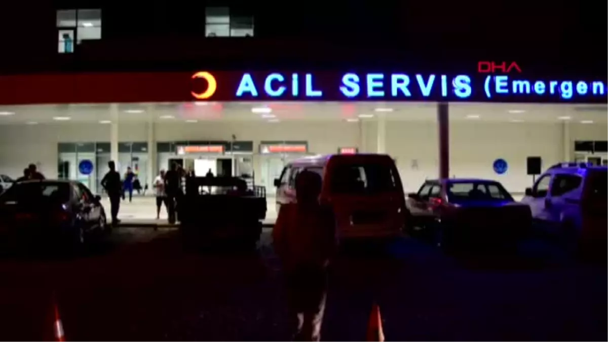 Muğla\'da 2 Ayrı Trafik Kazasında 1 Ölü, 13 Yaralı