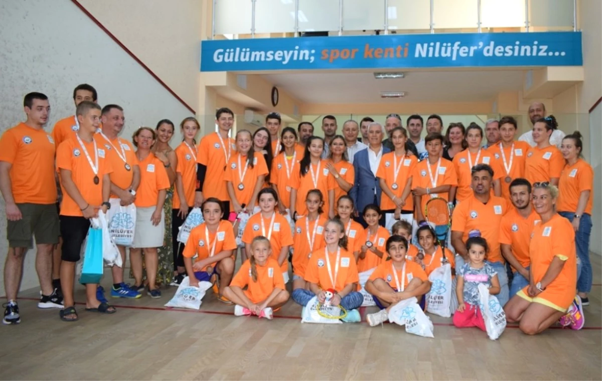 Nilüfer Uluslararası Squash Festivali\'nde Ödüller Sahiplerini Buldu