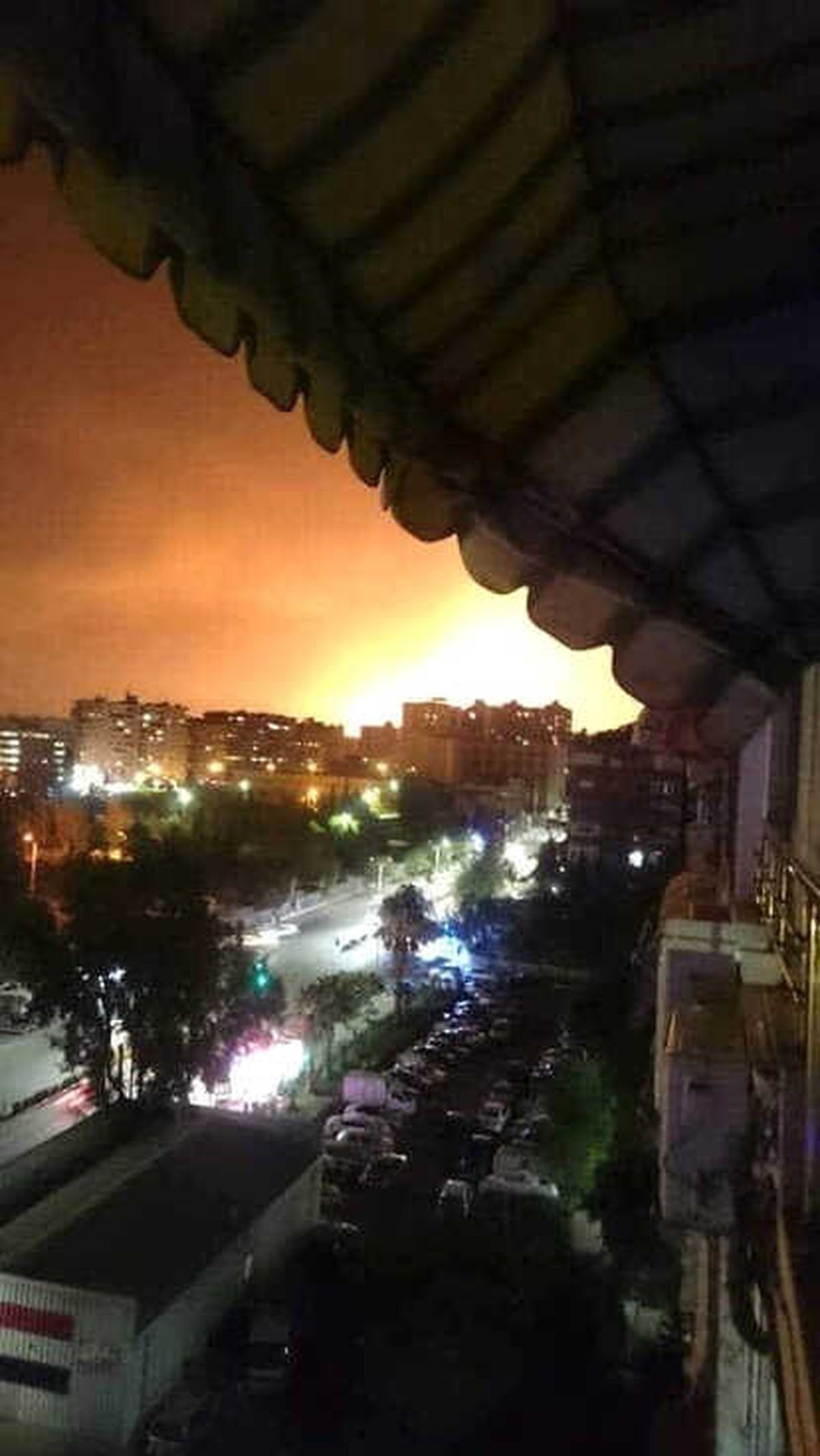 Şam\'da Mühimmat Deposunda Patlama