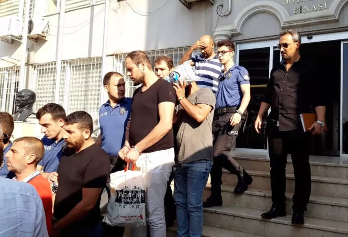 Aydın ve İzmir\'de Organize Suç Çetesine Şafak Baskını: 11 Gözaltı