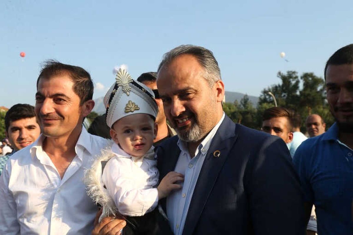 Bursa\'da Sünnet Coşkusu