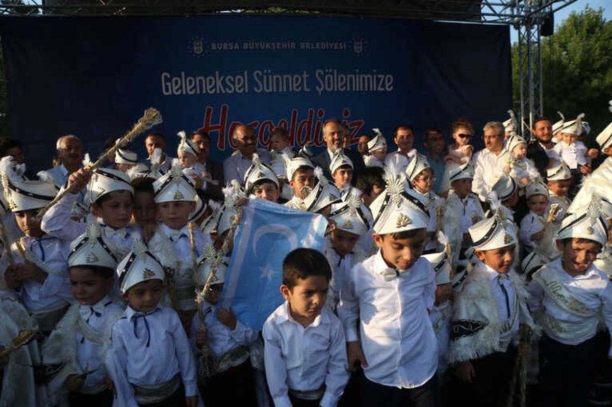 Bursa\'da Sünnet Coşkusu
