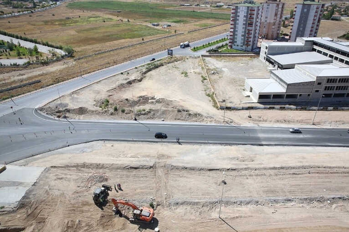 Büyük Yatırım, Büyük Hizmet