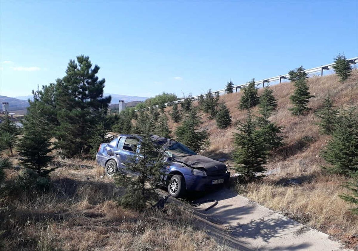 Kırıkkale\'de Trafik Kazaları: 8 Yaralı