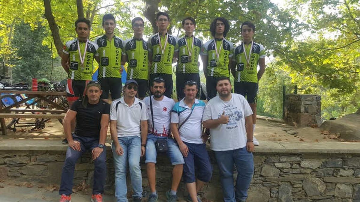 Nazillili Bisikletçiler Muğla\'dan Madalyayla Döndü
