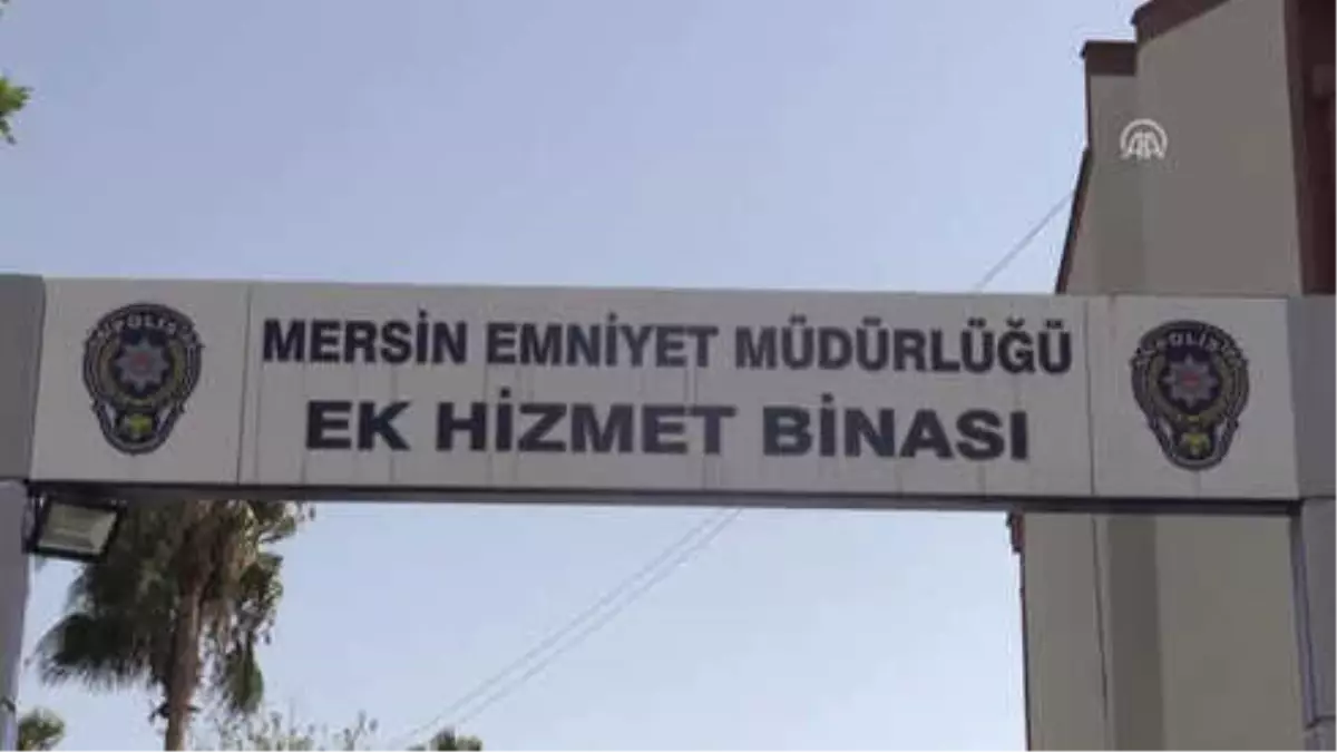 Tartıştığı Ev Sahibini Bıçakla Öldürdüğü Öne Sürülen Zanlı ile Birlikte Yaşadığı Kadın Gözaltına...