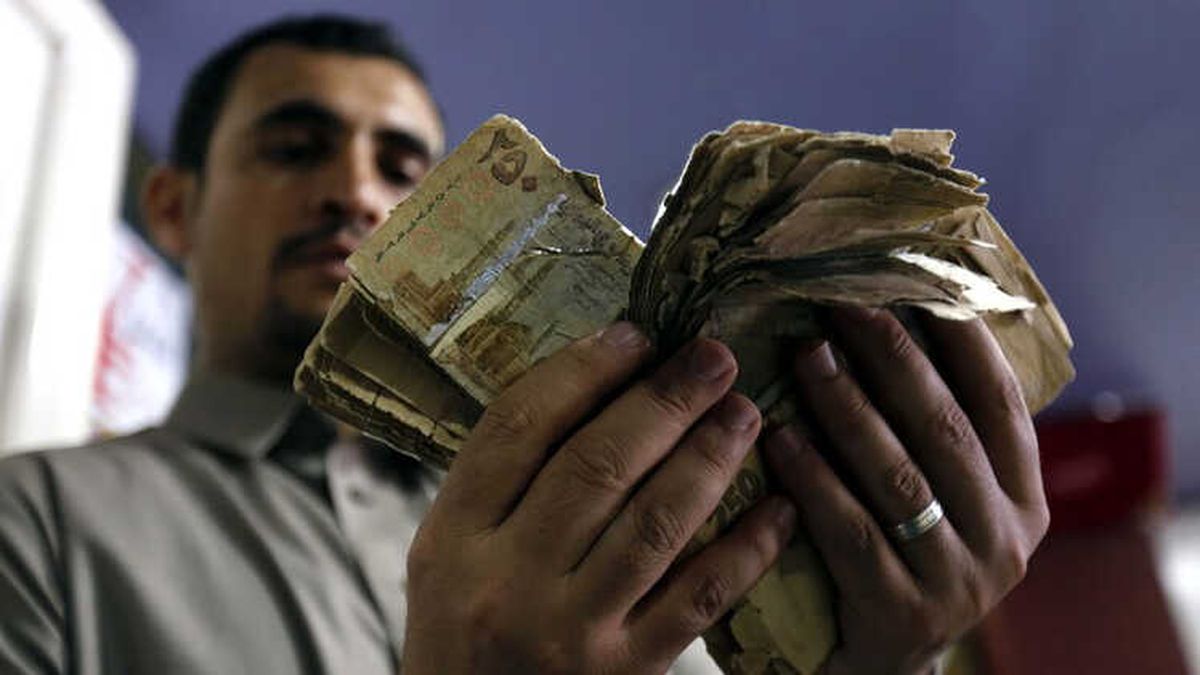 Yemen\'de Yerel Para Birimdeki Değer Kaybı Nedeniyle Lüks Ürünlerin İthalatı Geçici Olarak Durduruldu