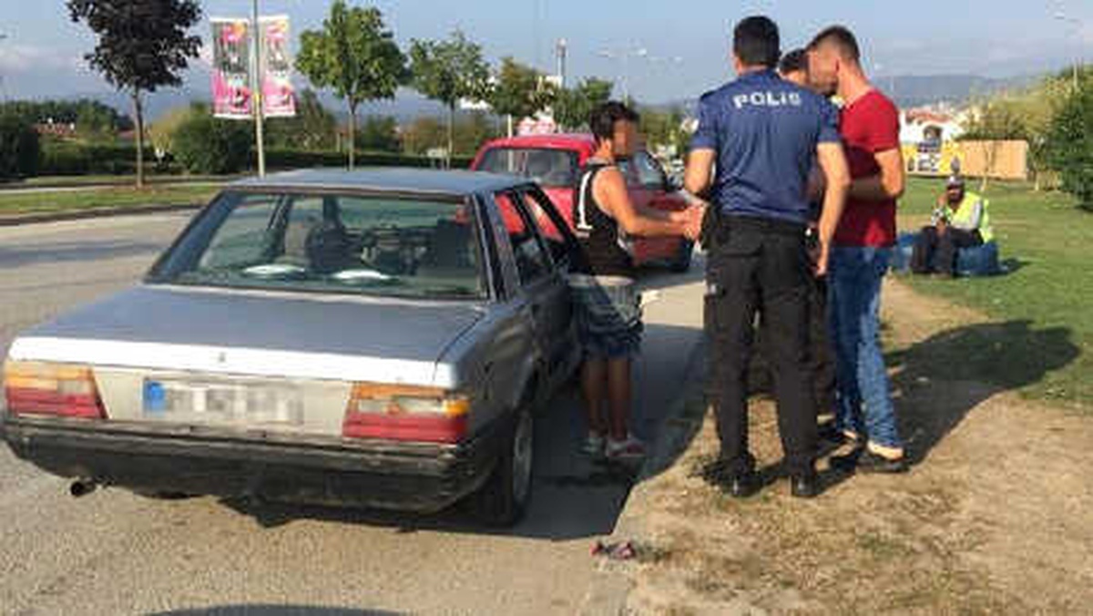 Yolda Zikzak Yapınca Yakalandılar