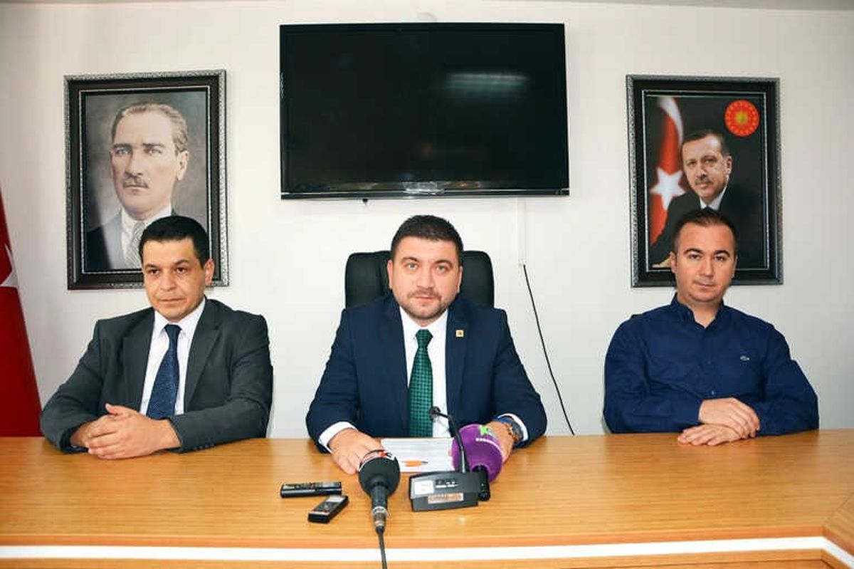 AK Parti\'li Sevim: "Döviz Fırsatçılarına İtibar Etmeyin"