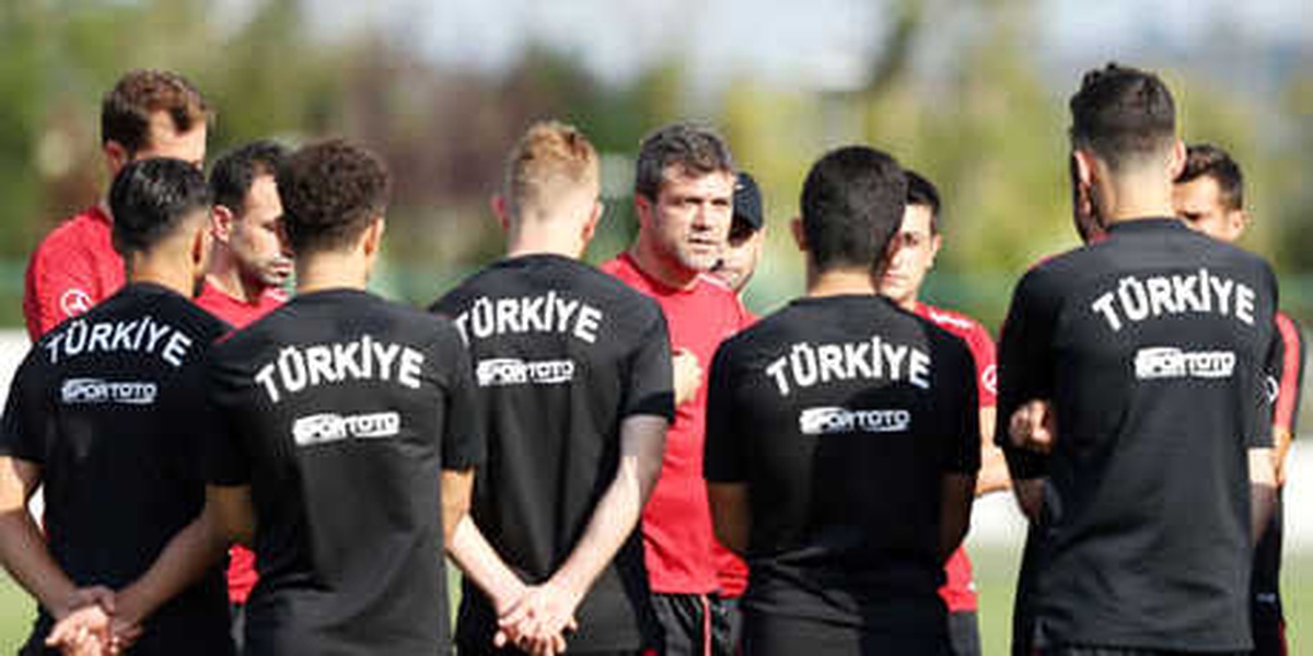 "Çoğu Futbolcumuz Kulüplerinde Oynamadan Geliyor"