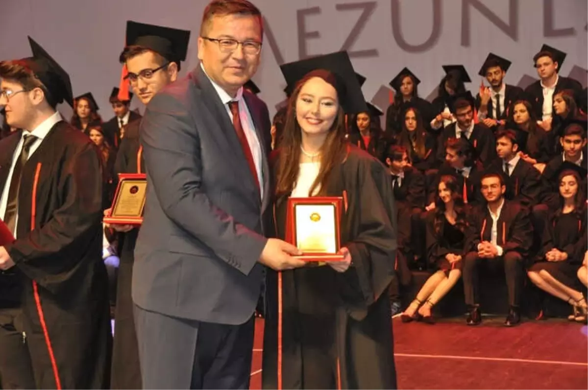 Gaziantep Kolej Vakfı\'ndan En Çok Öğrenci Tıp Fakültelerine Gönderildi