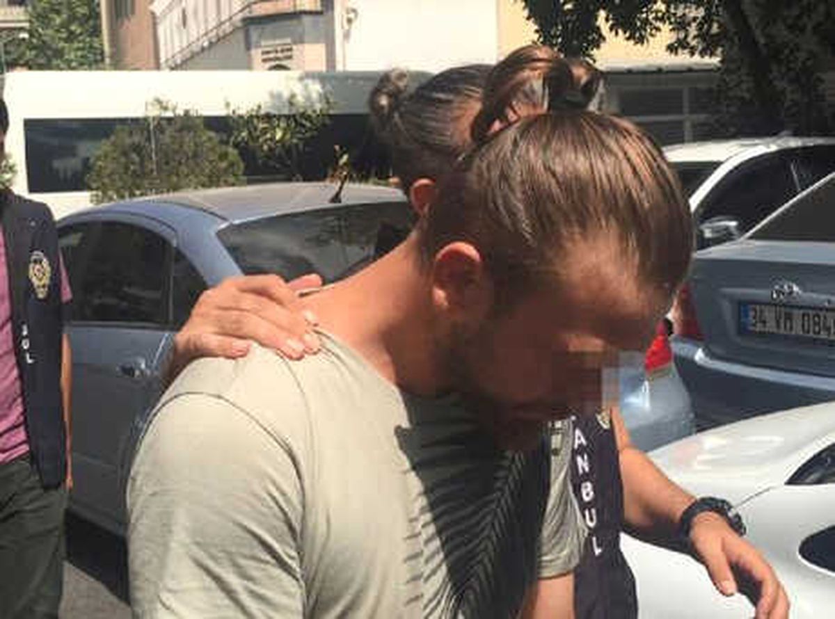 Geniş Haber- Mizah Dergisi Sahibi Çağın Türker\'in Öldürülmesi: Zanlı Adliyeye Sevk Edildi