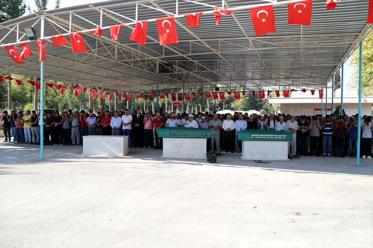 Mersin\'de Bir Evde 5 Kişinin Ölü Bulunması