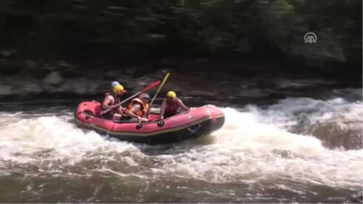 Raftinge Arap Turist İlgisi - Düzce