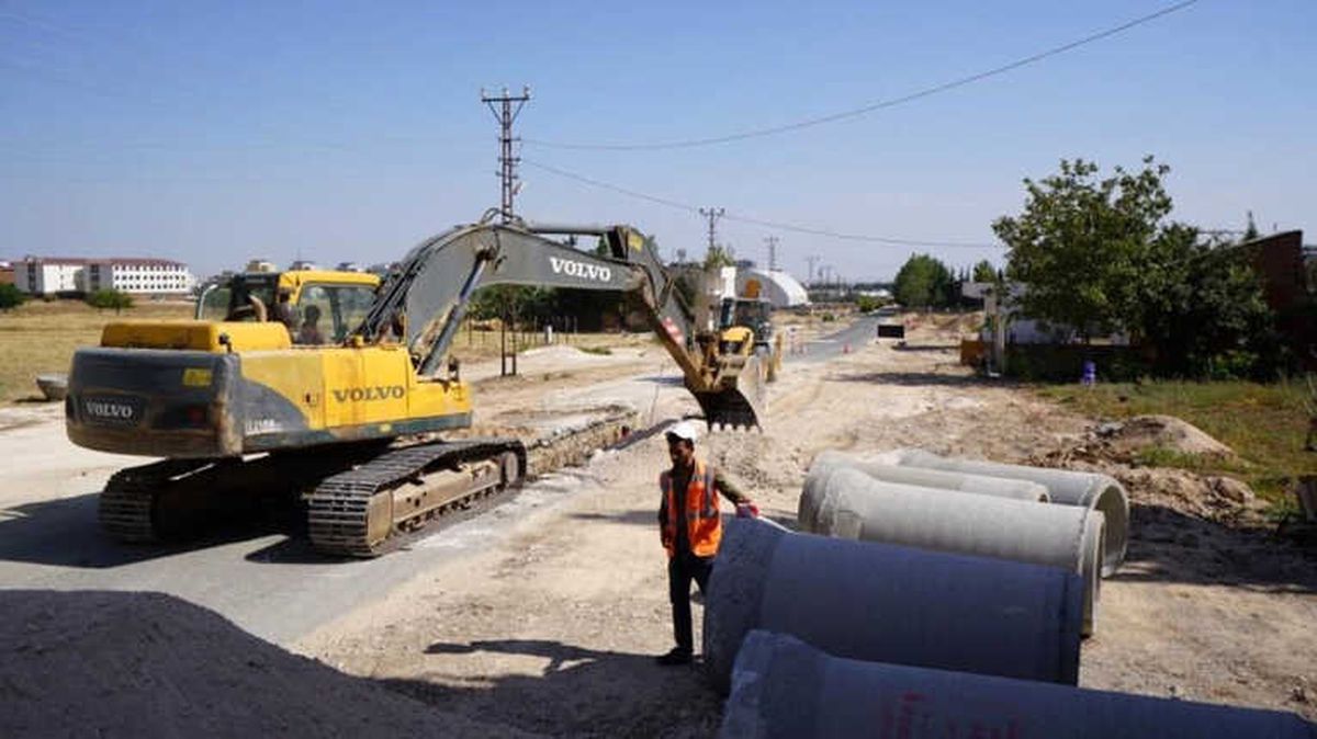 Türmüz Yolunda Altyapı Çalışması Yapılıyor