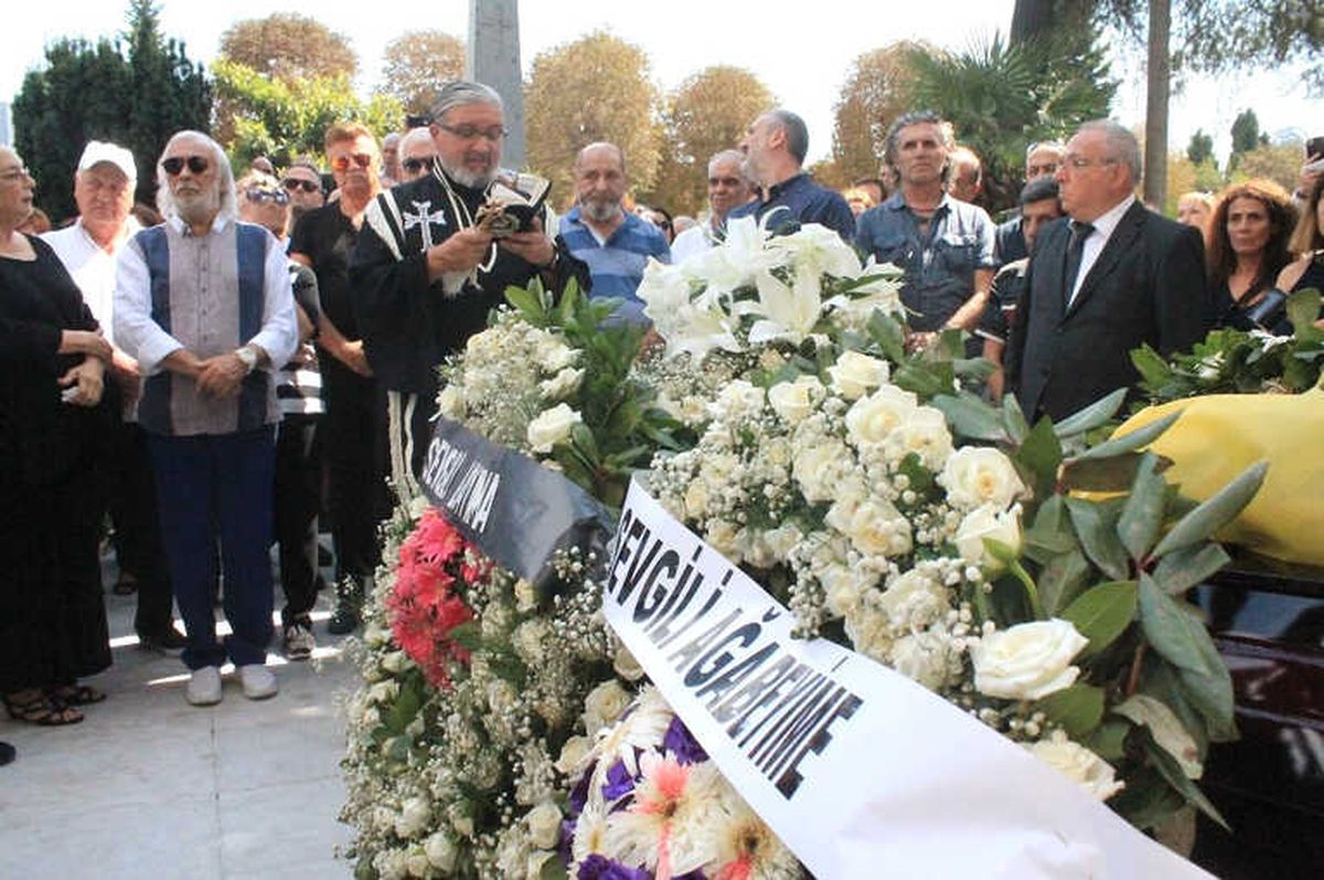 Usta Yönetmen Aram Gülyüz Son Yolculuğuna Uğurlandı