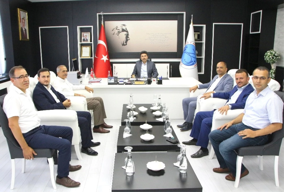 AK Parti İl Başkanı Karataş\'tan Rektör Karacoşkun\'a Ziyaret