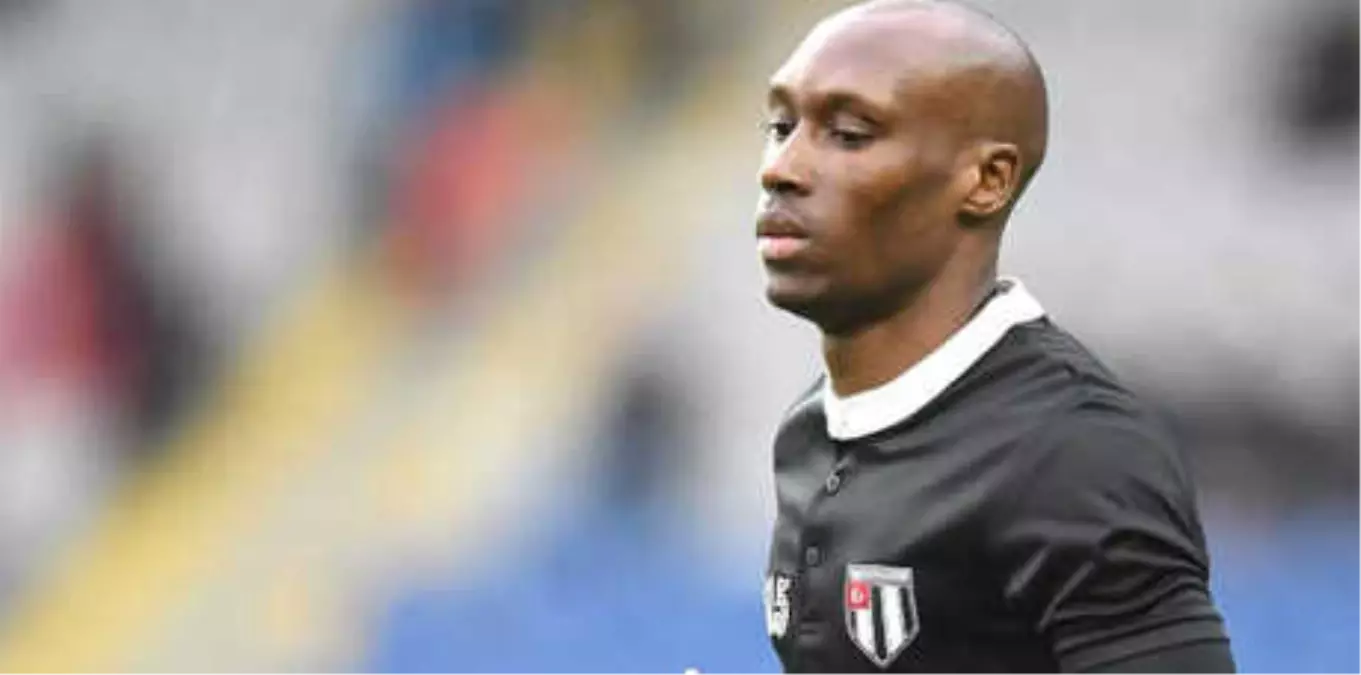 Beşiktaş\'ta Atiba Hutchinson Belirsizliği!