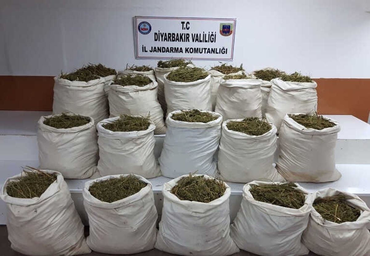 Diyarbakır\'da Teröre ve Finans Kaynağına Bir Darbe Daha