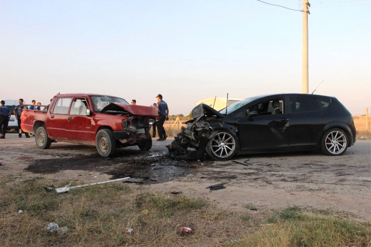 Karaman\'da Trafik Kazası: 9 Yaralı