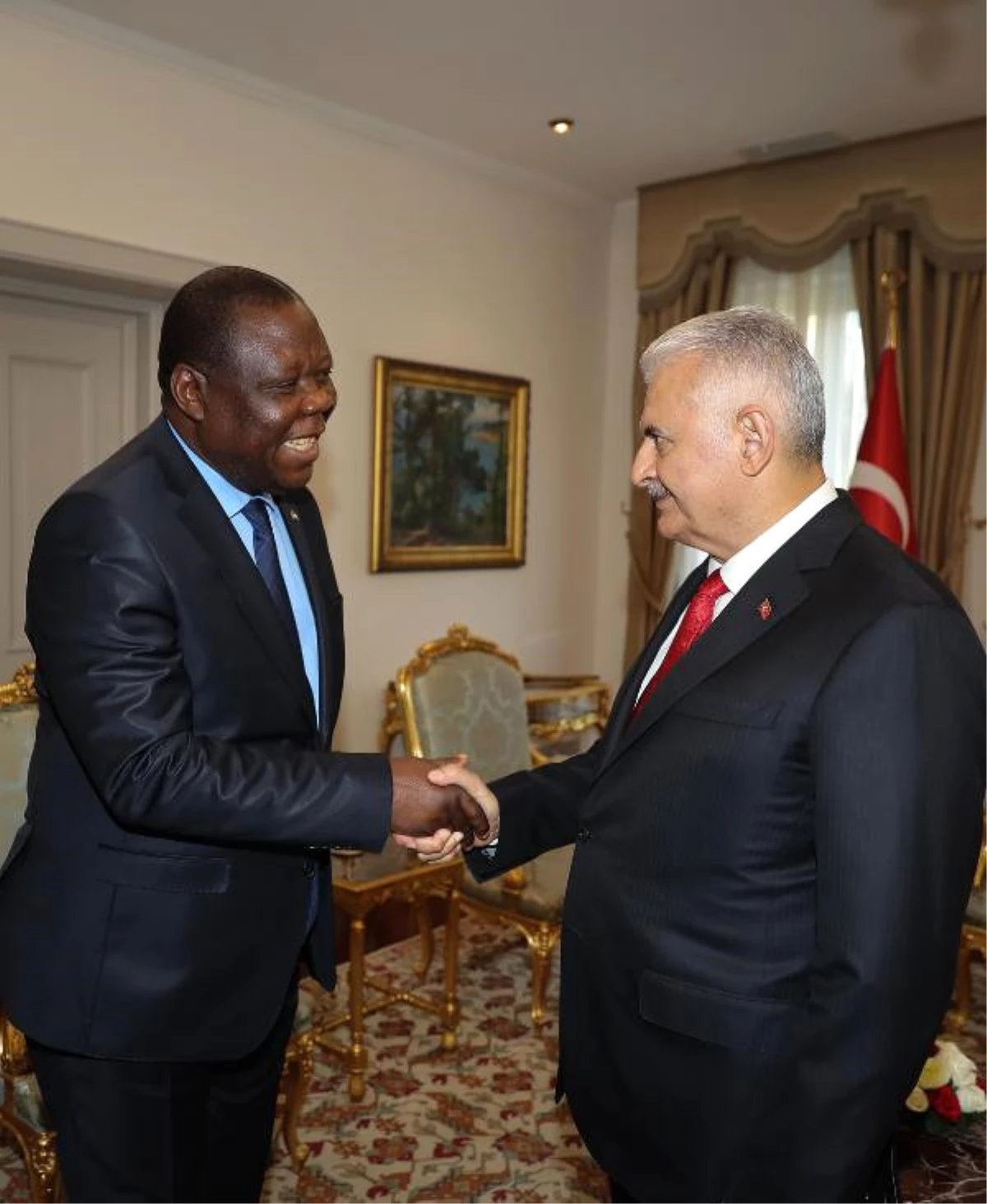 TBMM Başkanı Yıldırım, Zambiya\'nın Ankara Büyükelçisi Chilengi\'yi Kabul Etti