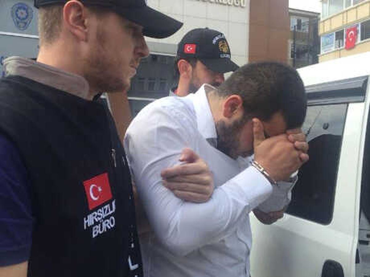 1 Saat İçinde 7 Evi Soyan Hırsız Yakalandı