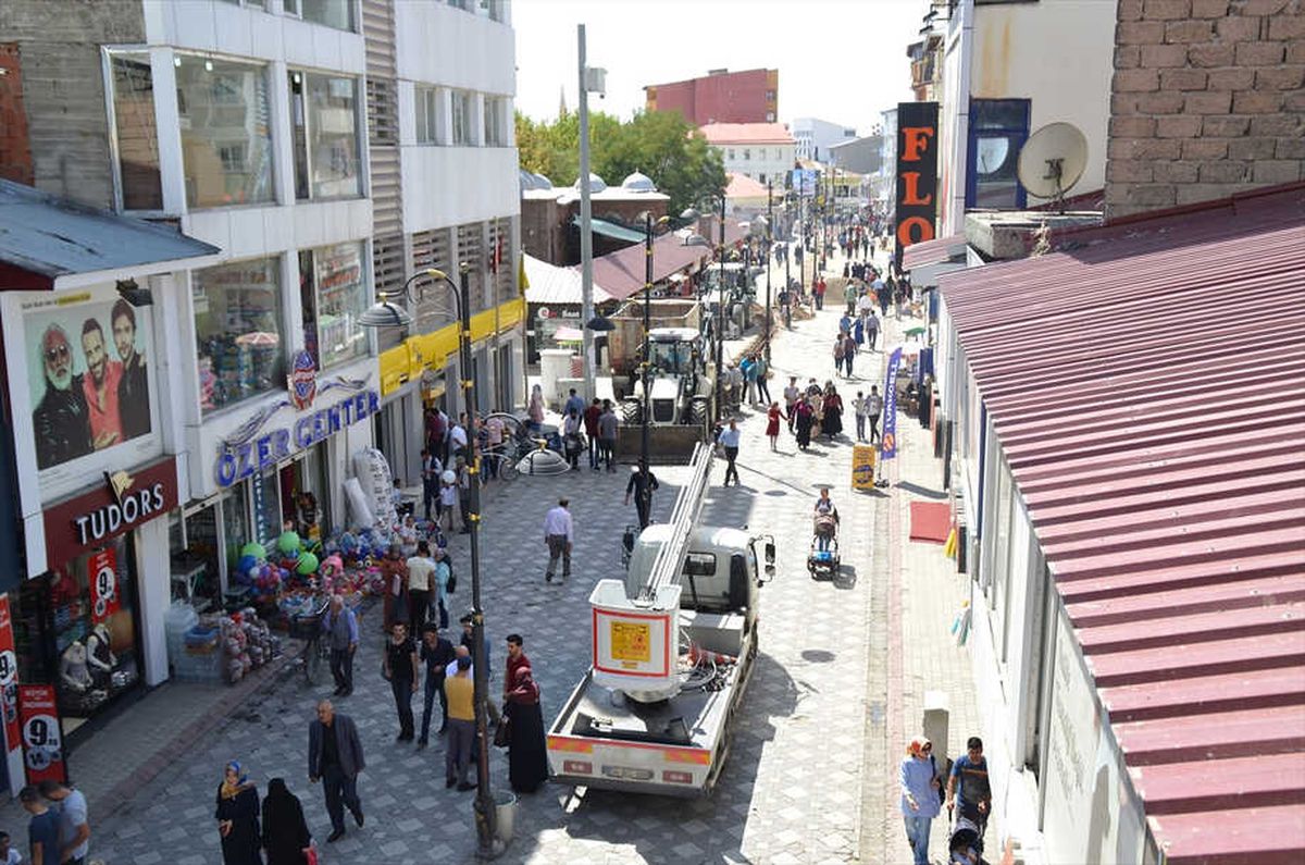 Ağrı\'da Cadde Yenileme Çalışması Başlatıldı