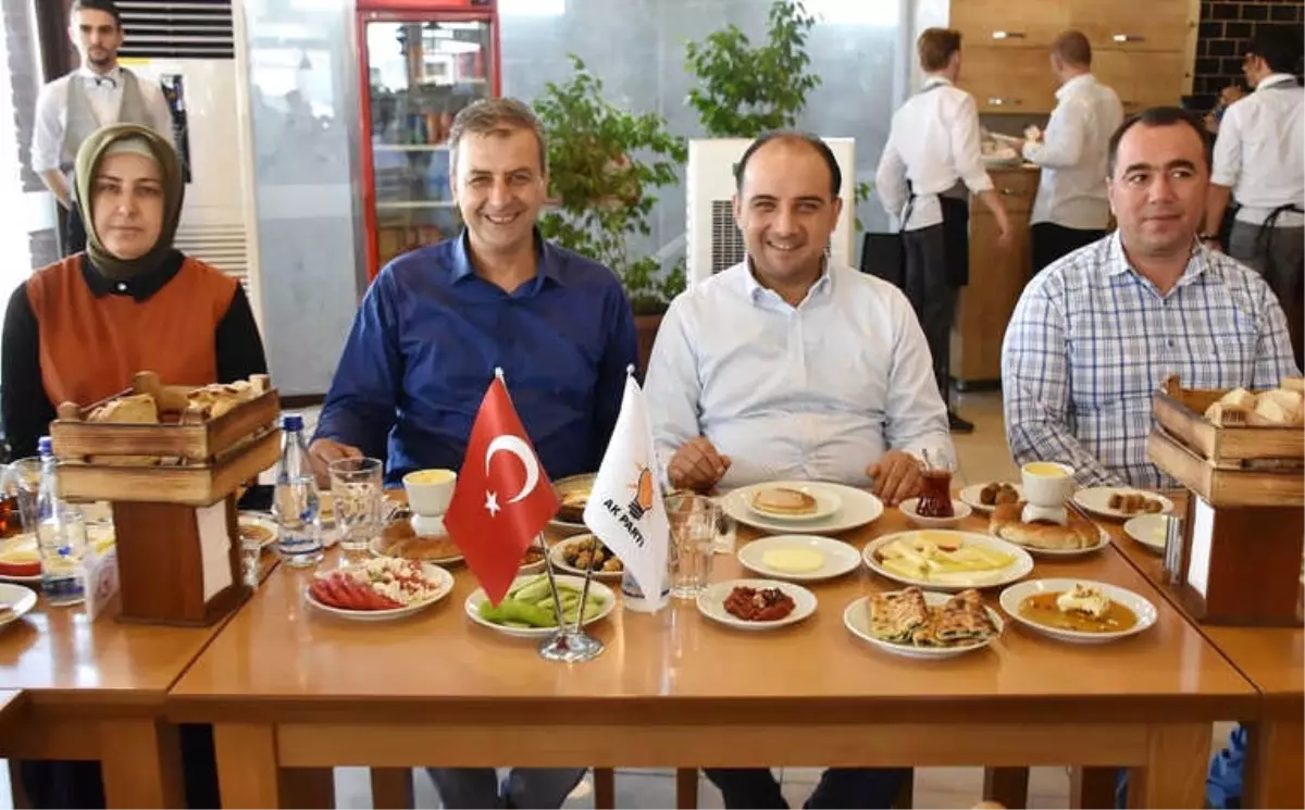 AK Parti\'li Baybatur: "Parayı Pulu Devreye Sokarak Ekonomik Darbe ile Türkiye\'yi Karıştırmak...