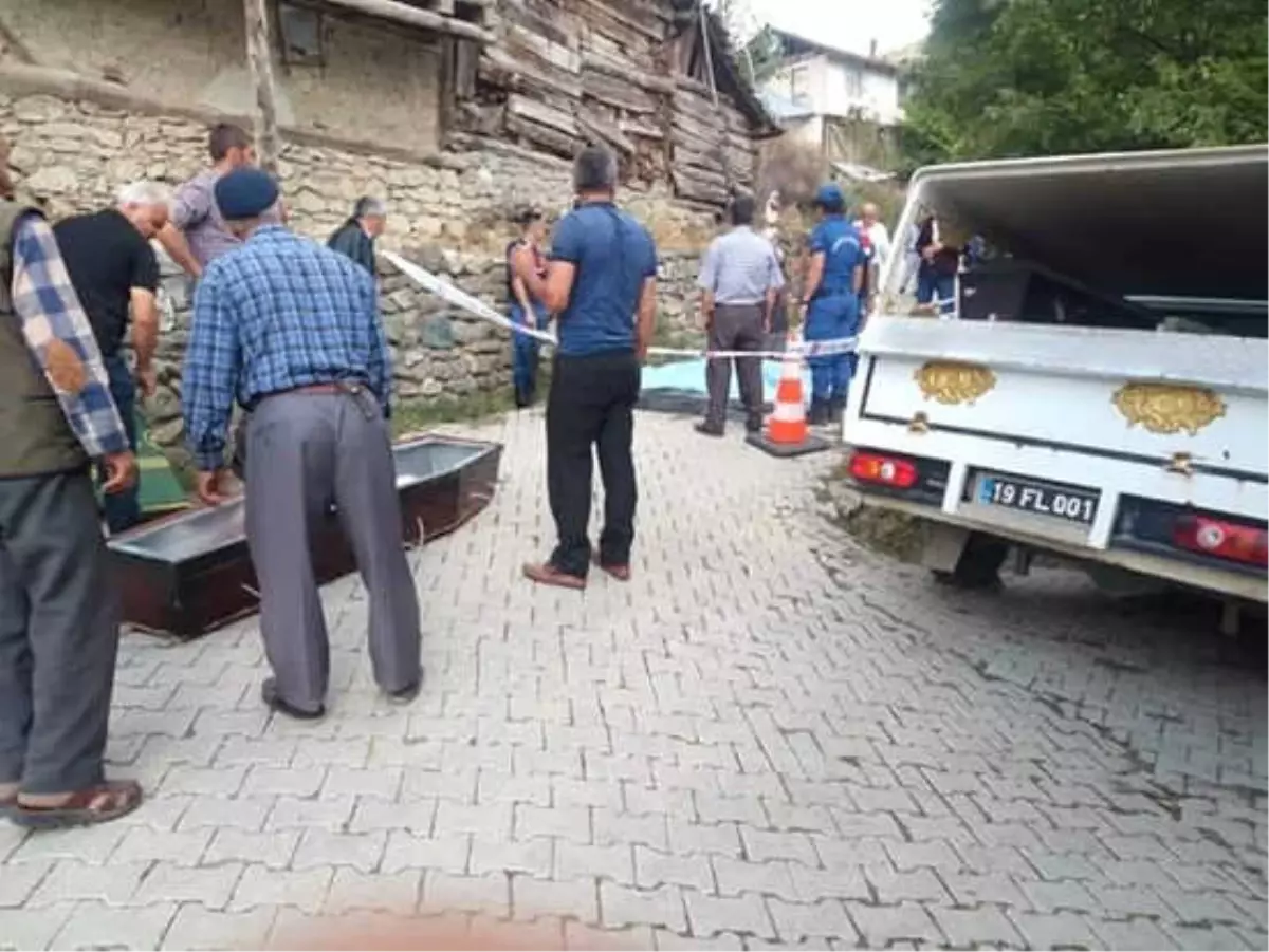 Evinin Terasından Düşen Yaşlı Adam Hayatını Kaybetti