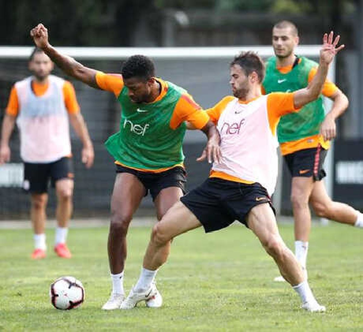 Galatasaray Günü Çift İdmanla Tamamladı