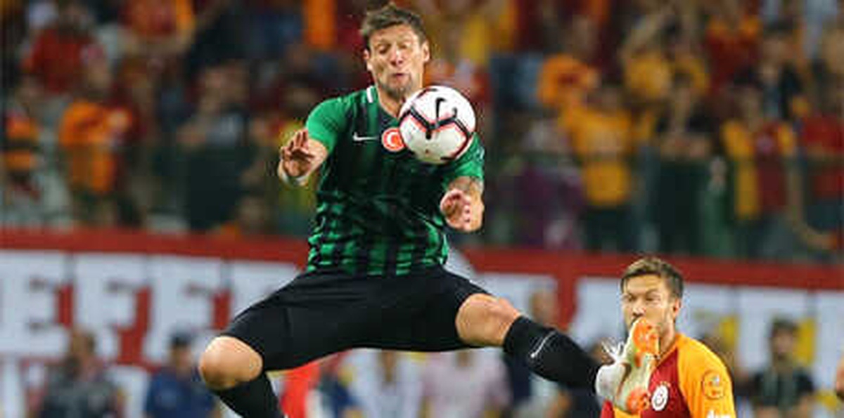 Galatasaray İstedi Seleznyov\'u Akhisarspor Bırakmadı