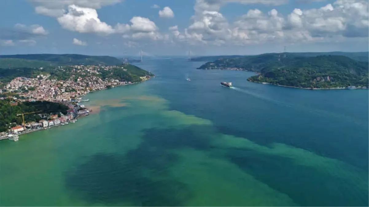 İstanbul Boğazı Çamura Bulandı