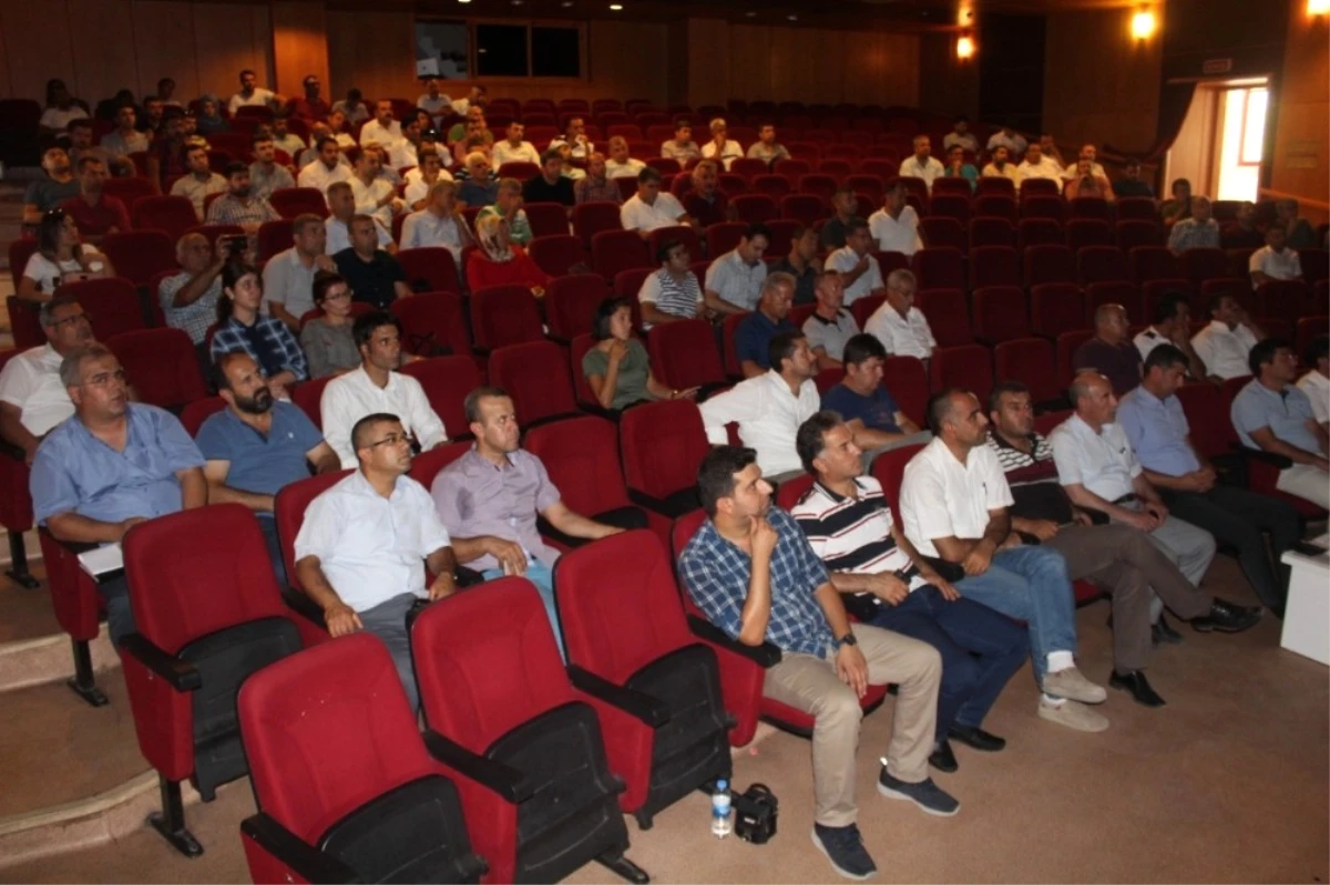 Kahta\'da Yeni Yıl Eğitim Değerlendirme Toplantısı Yapıldı