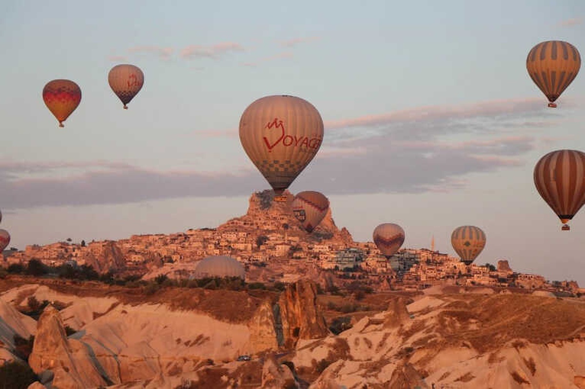 Kapadokya Bölgesini Ağustos Ayında 412 Bin 559 Turist Ziyaret Etti