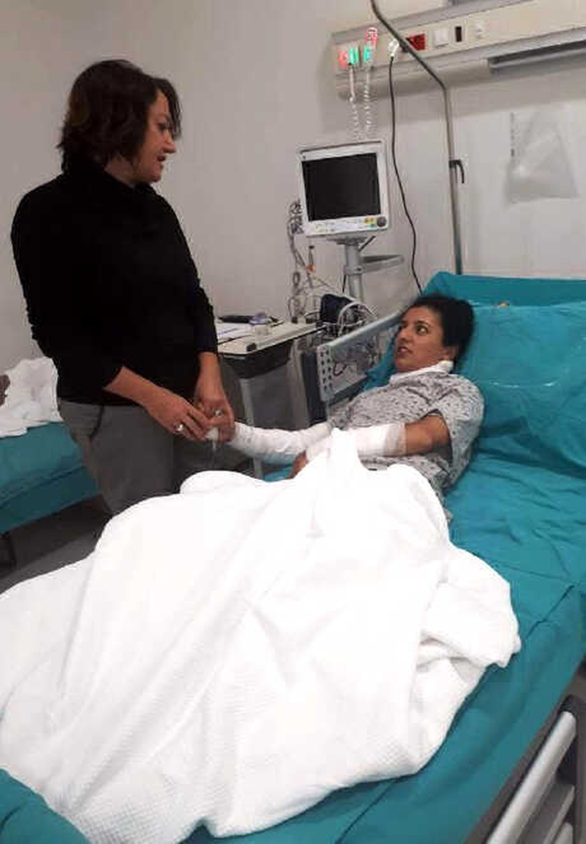 Kaynar Suyla İşkence Yapan Eşine Boşanma Davası Açtı
