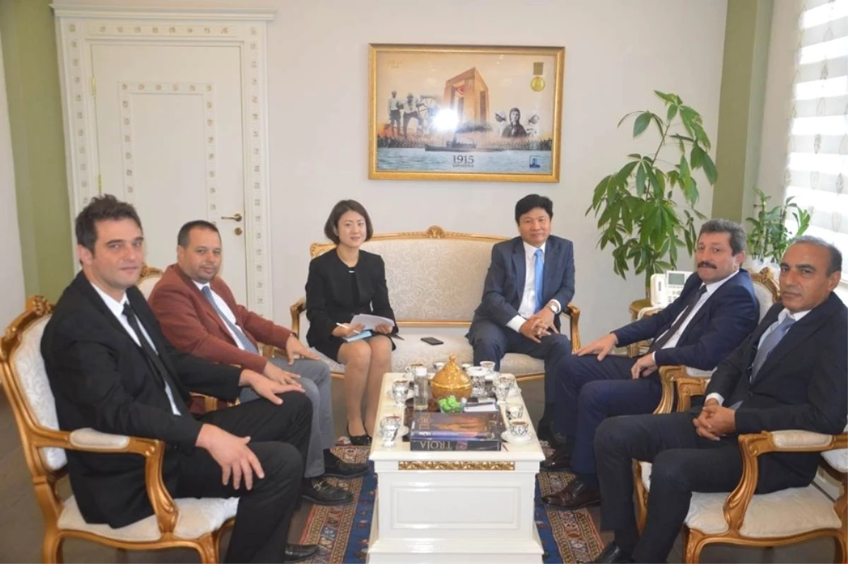 Kore Cumhuriyeti İstanbul Başkonsolosu Keewon Hong\'dan Valiliğe Ziyaret