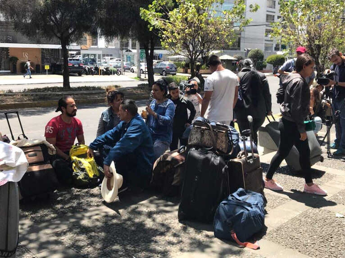 Maduro\'nun Çağrısına Uyup Yurtlarına Dönüyorlar