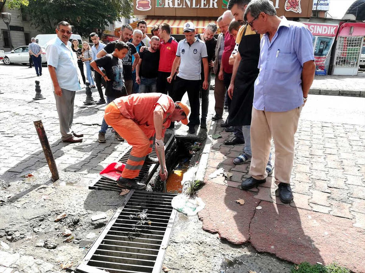Mazgala Düşen Cep Telefonu İçin Seferber Oldular