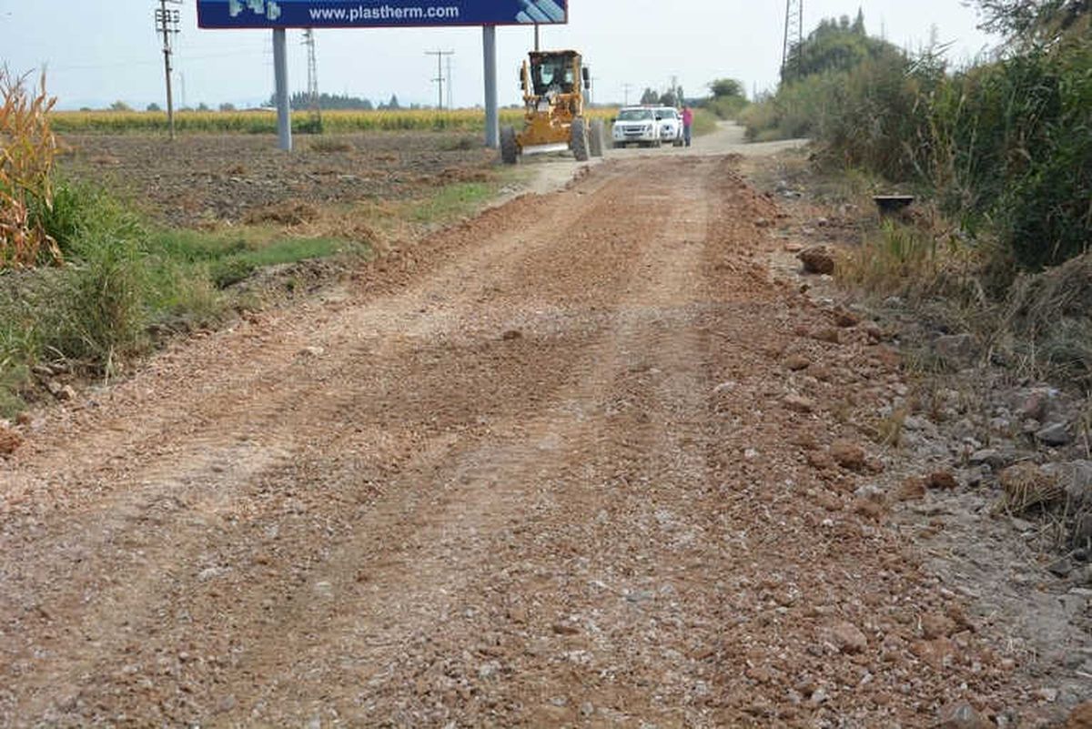 Şehzadeler\'de Bakımlı Ova Yolu 3 Bin 500 Kilometreye Ulaştı