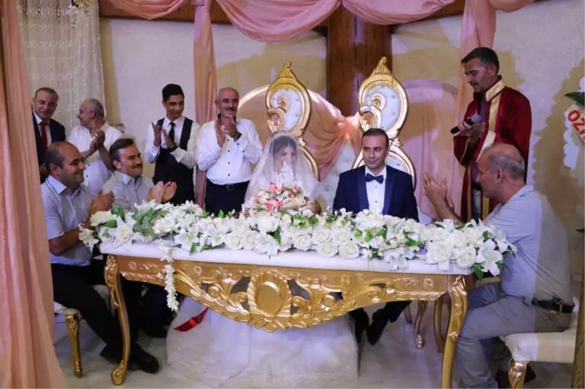 Siirt\'te 734 Nikah Kıyıldı