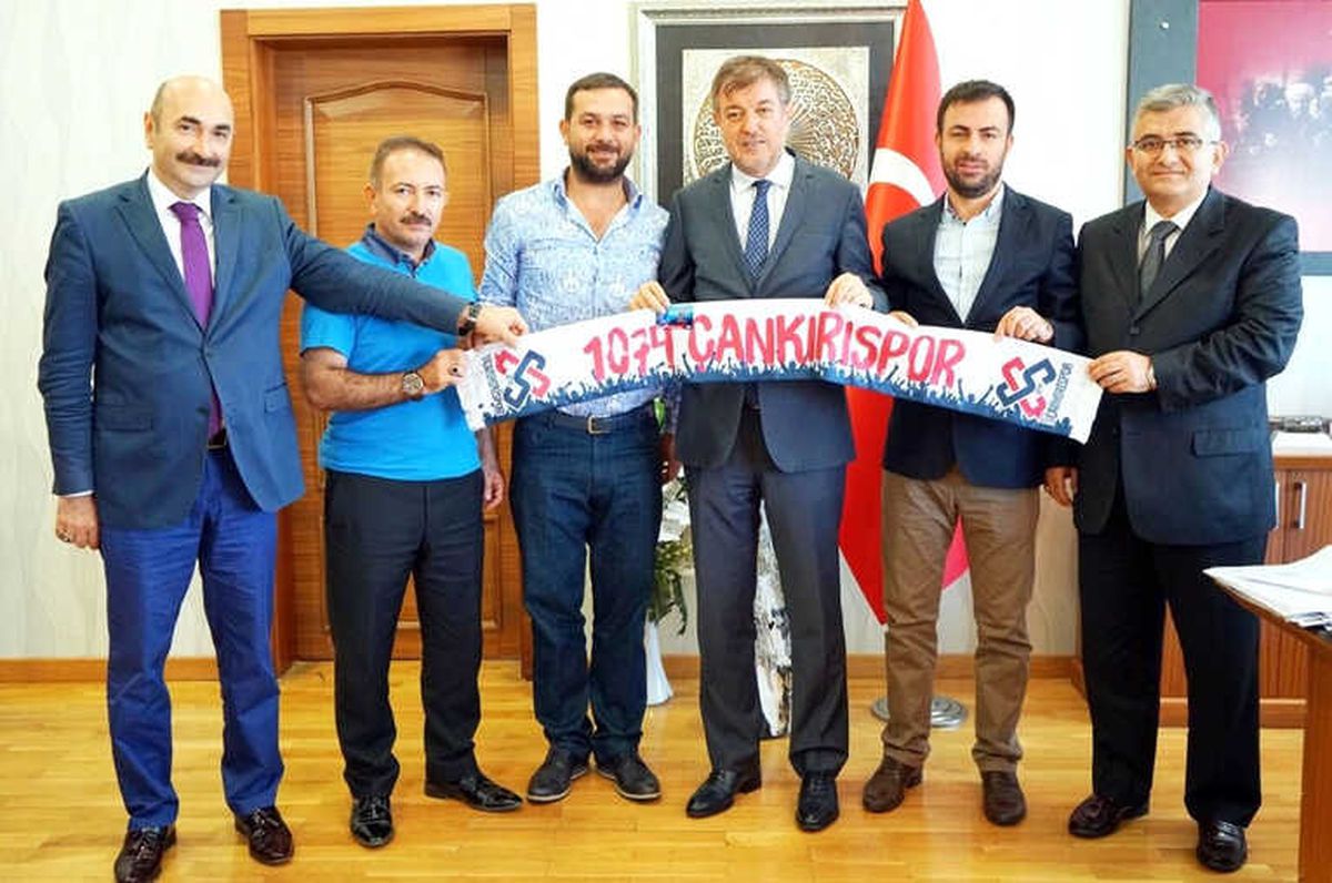 Üniversitelerden Spora Destek
