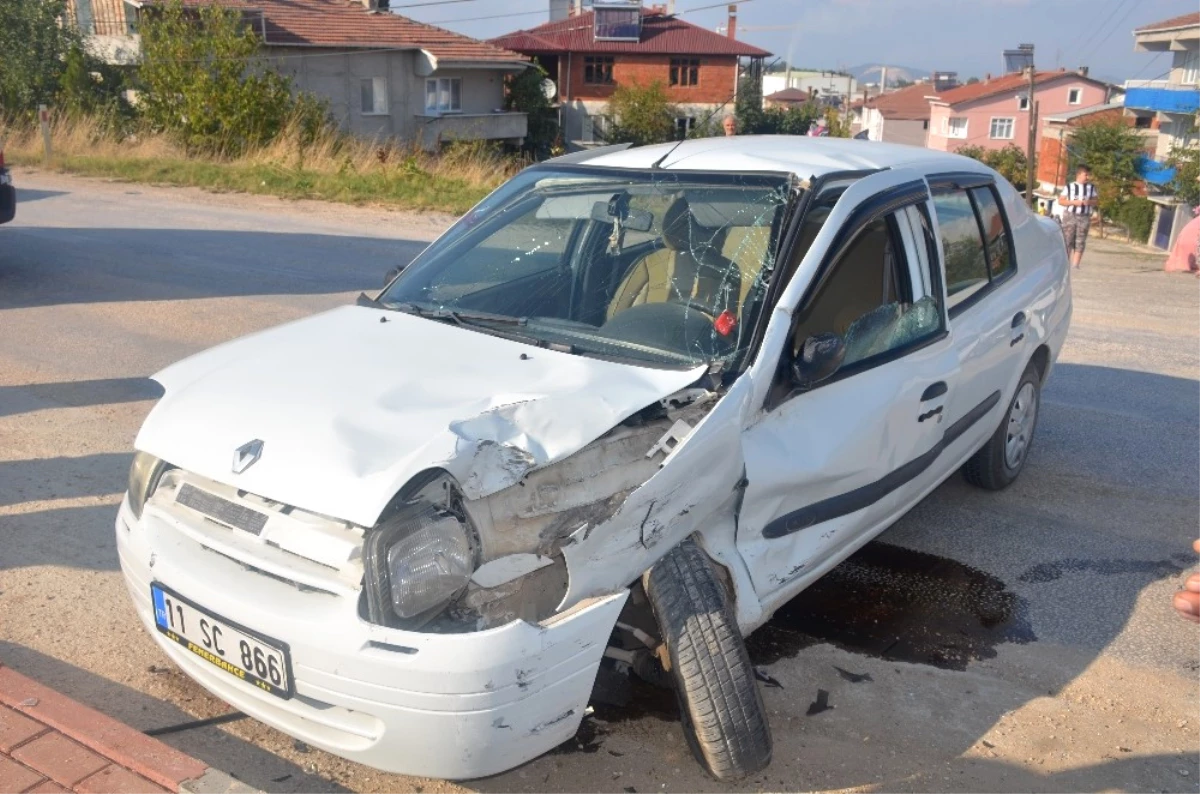 Bilecik\'te Trafik Kazası: 1 Yaralı