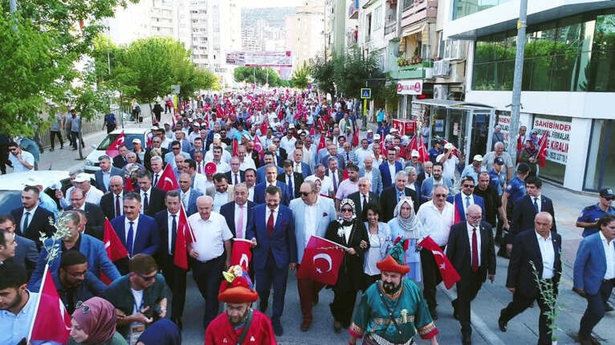 Bursa\'da Uluslararası Zeytin Festivali Coşkusu