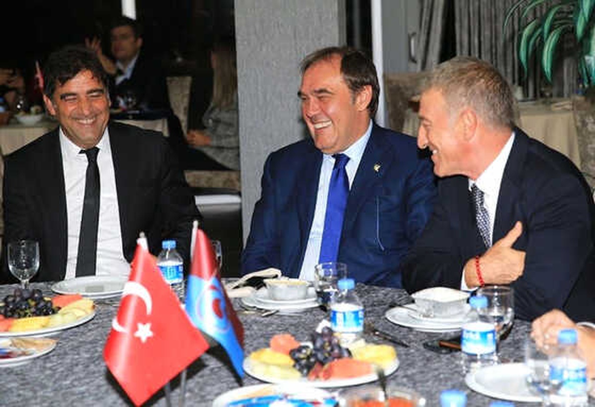 Demirorön ve Baykan Trabzonspor\'u Ziyaret Etti